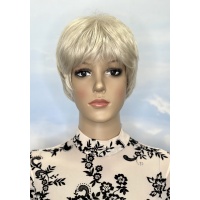 Перука коротка KIT платиновий блонд Перука коротка KIT платиновий блонд